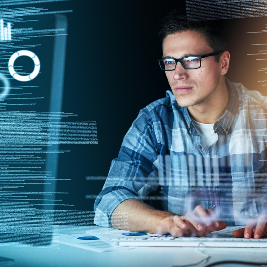 Which institute offers the best Data Specialist course in Pune_